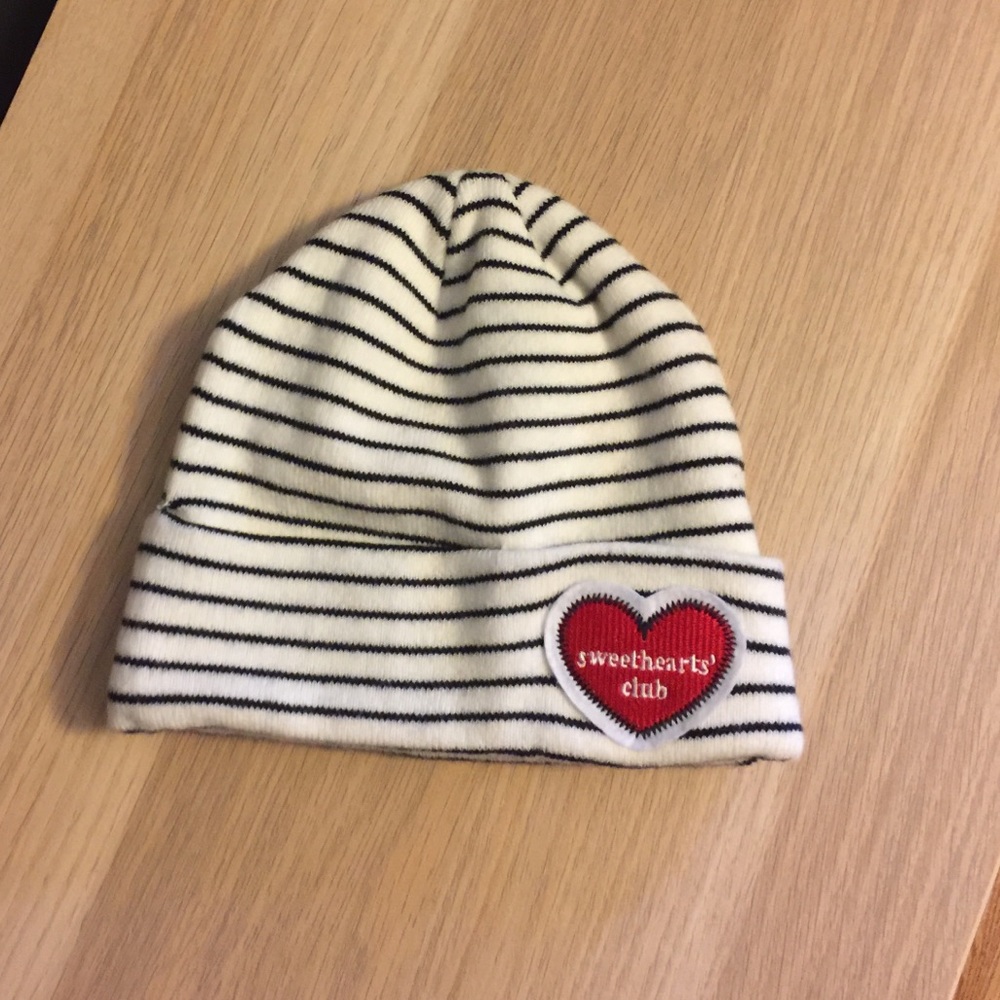 H&M DIVIDED beanie hat